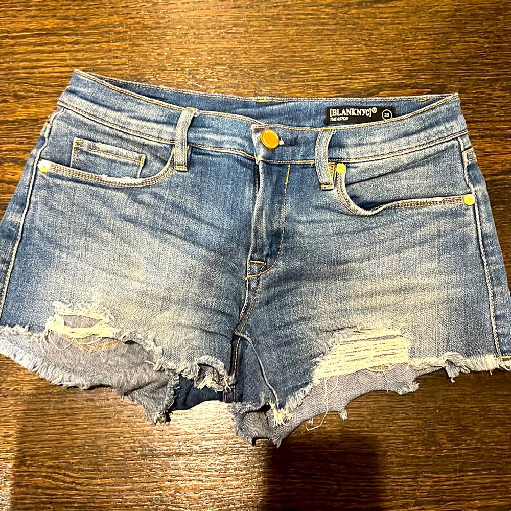 Size 25 BLANKNYC denim shorts